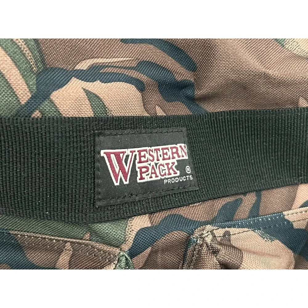 WESTERN PACK Duffle Travel Bag X-LARGE 26x14x13 Camo Hunting Outdoor Gear EUC